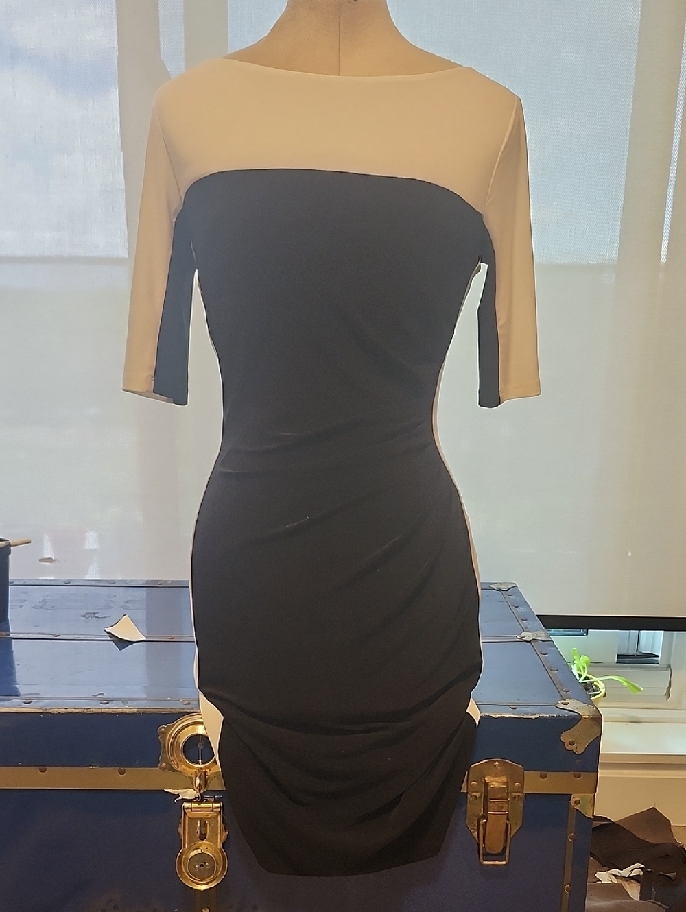 Elegant Black and Cream Boatneck Sheath Dress